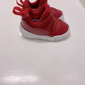 Red Jordan 11 retro infant sneakers